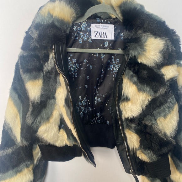 Zara Black and Cream Faux Fur Jacket XS - Picture 8 of 9